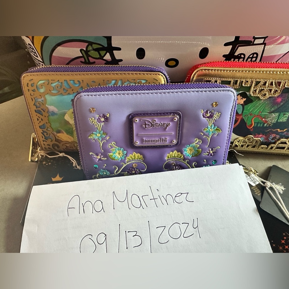 Disney wallets - Picture 3 of 3